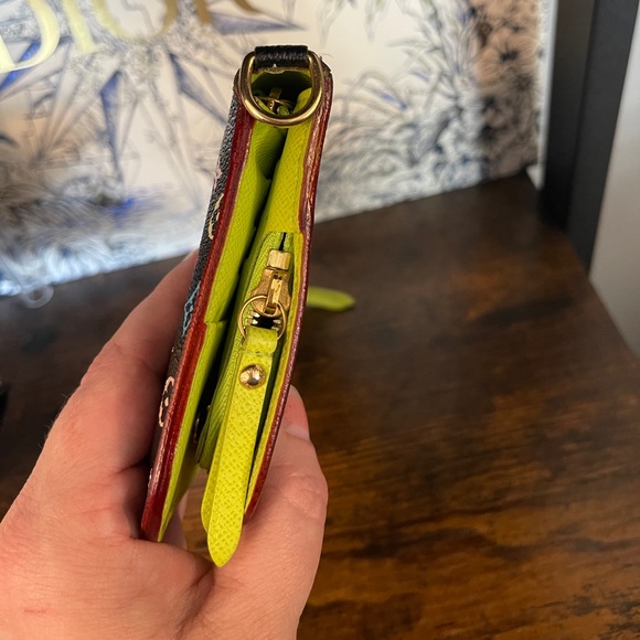 Authentic Louis Vuitton Multicolor Murakami Lime Green Insolite Wallet Clutch - Picture 3 of 7